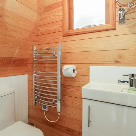 Holiday home Pod No 5 *